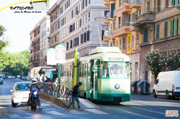 意大利满天星公交车:探索浪漫之都的独特魅力和文化底蕴 意大利满天星公交车:探索浪漫之都的独特魅力和文化底蕴